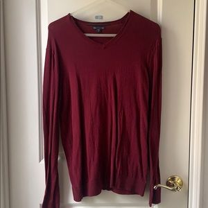 GAP sweater